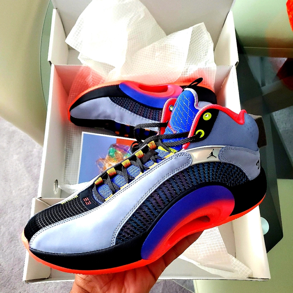 Jordan XXXV Center of Gravity